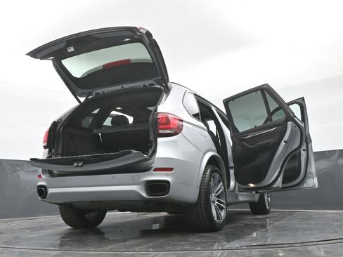 Used 2017 BMW X5 xDrive50i image 50