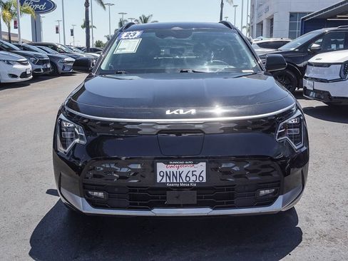 Certified 2023 Kia Niro Wave FWD image 3
