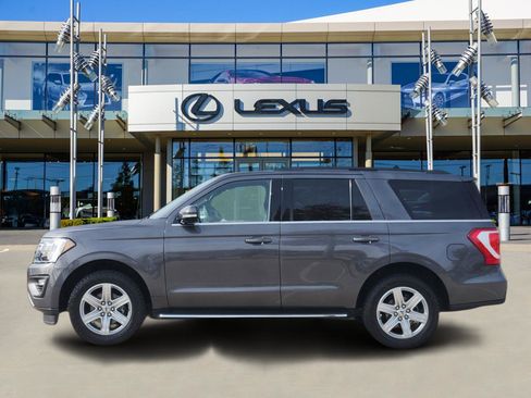 Used 2019 Ford Expedition XLT w/ Equipment Group 202A image 3