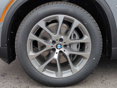 Used 2026 BMW X5 xDrive40i w/ Premium Package AWD/4WD image 13