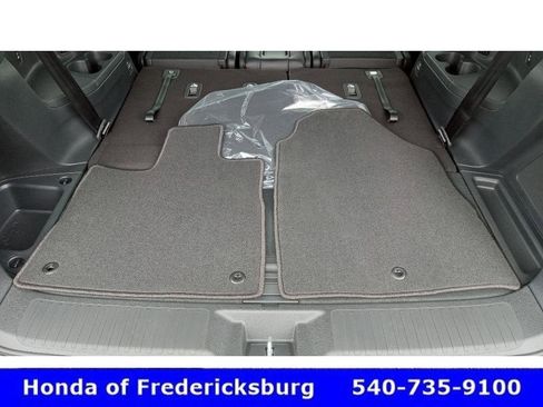 Used 2025 Honda Pilot EX-L image 47