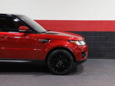 Used 2017 Land Rover Range Rover Sport SE image 6