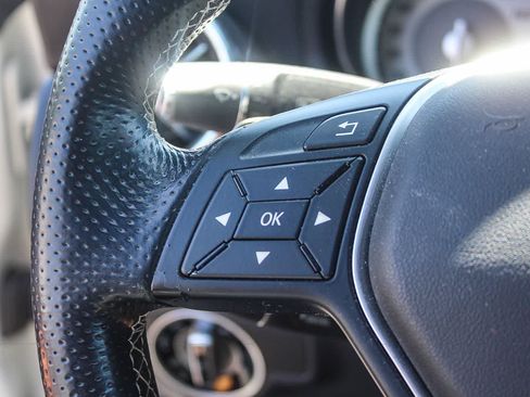Used 2014 Mercedes-Benz CLA 250 image 29
