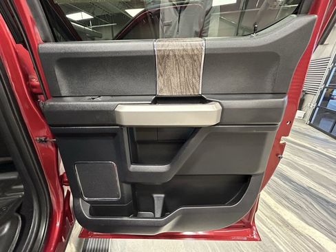 Used 2017 Ford F250 Lariat w/ Lariat Ultimate Package image 42