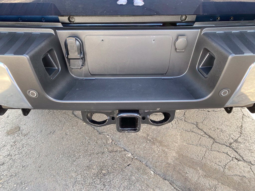 Used 2024 Ford F250 Lariat AWD/4WD image 4