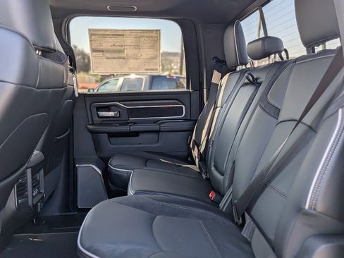 New 2026 RAM 2500 Laramie AWD/4WD image 19