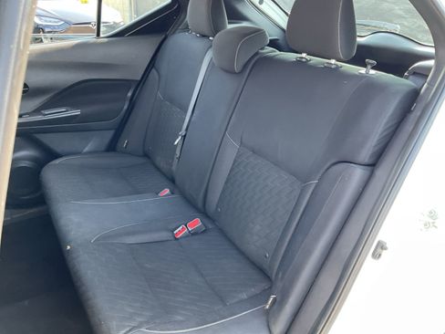 Used 2022 Nissan Kicks S FWD image 19