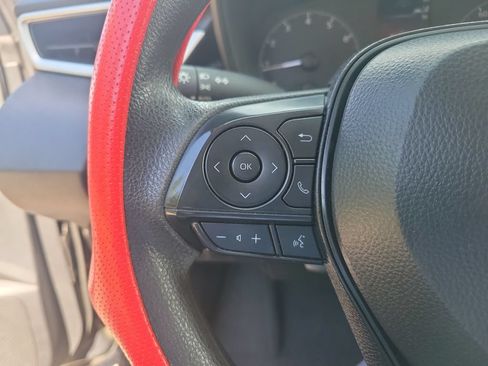 Used 2025 Toyota Corolla LE FWD image 18