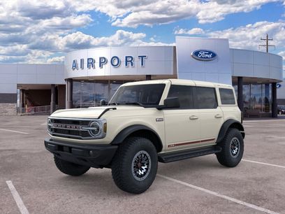 New 2026 Ford Bronco Outer Banks w/ Sasquatch Package
