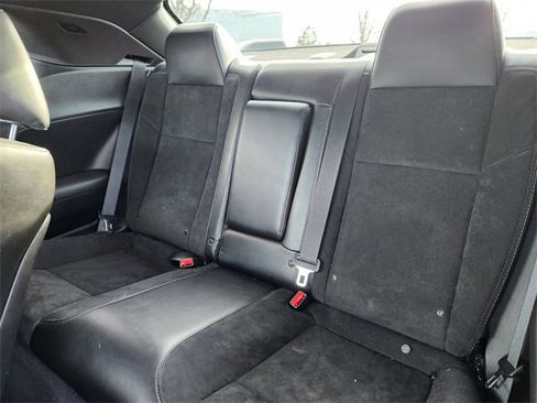 Used 2018 Dodge Challenger GT w/ GT Interior Package image 9