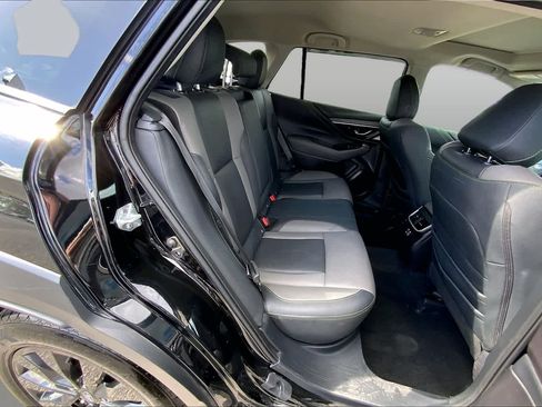 Used 2023 Subaru Outback Onyx Edition AWD/4WD image 19