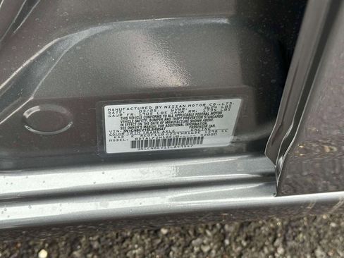 Used 2025 Nissan Versa SV FWD image 16
