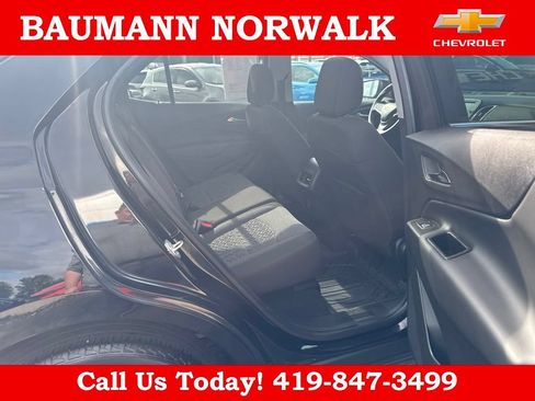 Used 2024 Chevrolet Equinox LT w/ LPO, Floor Liner Package FWD image 38