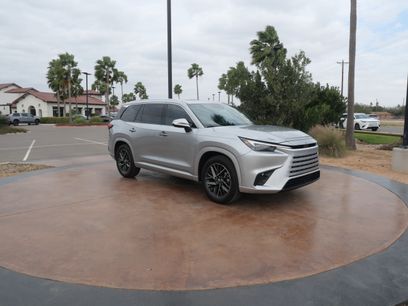 Certified 2024 Lexus TX 350 FWD w/ Captains Chair Package