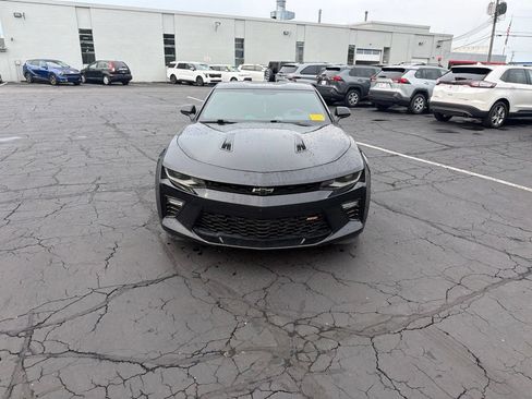 Used 2017 Chevrolet Camaro SS RWD image 3