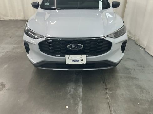 New 2026 Ford Escape ST-Line w/ Tech Pack #1 image 11