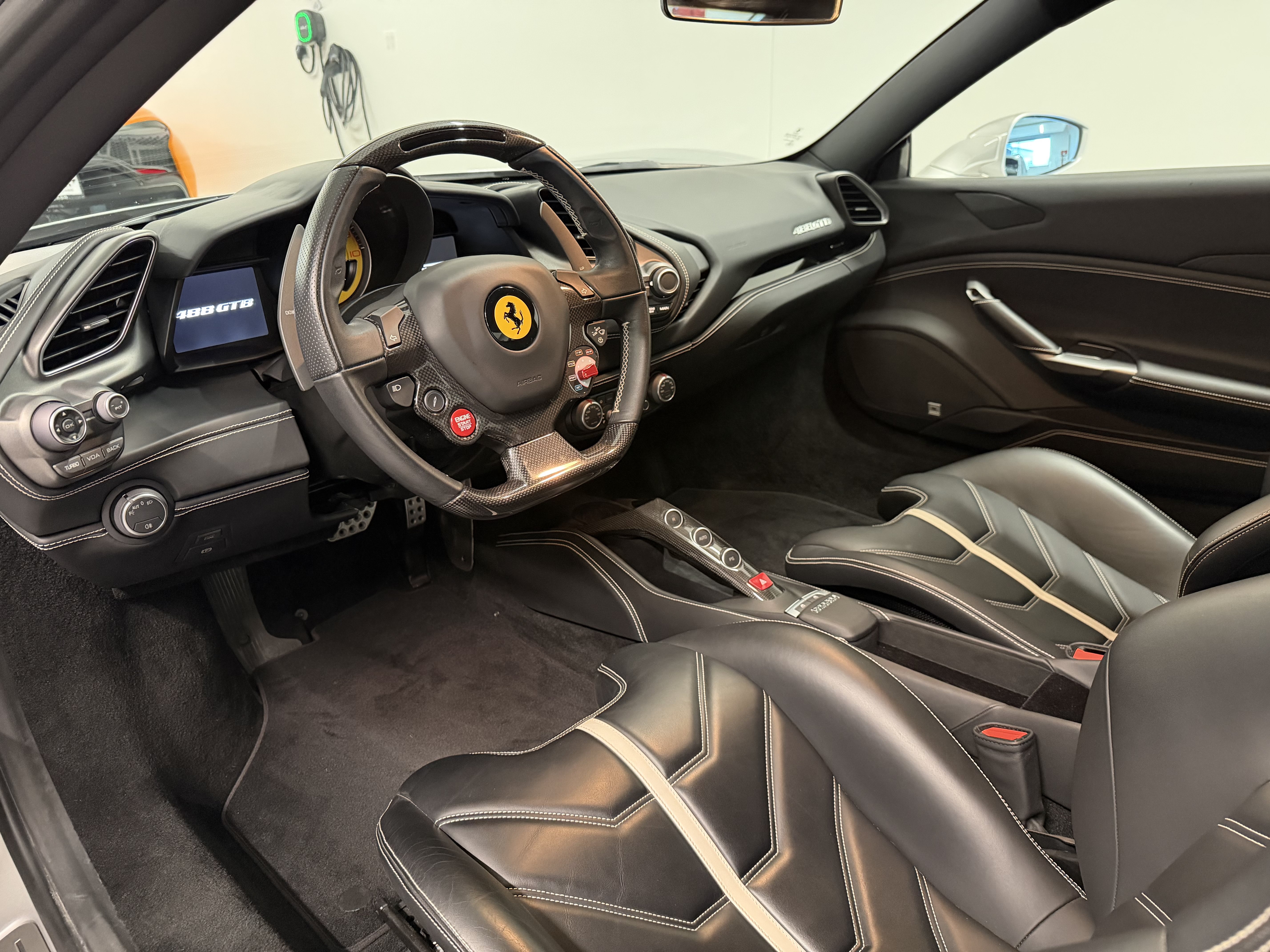 Used 2016 Ferrari 488 GTB RWD image 18
