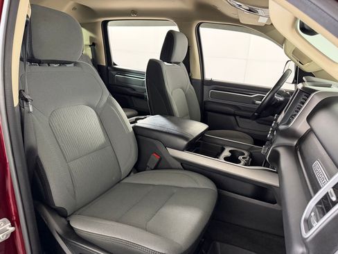 Used 2020 RAM 1500 Big Horn AWD/4WD image 25