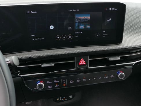 New 2025 Kia EV6 Wind image 17