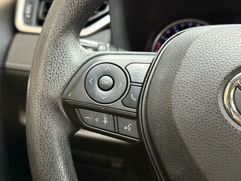 Used 2019 Toyota RAV4 XLE w/ Convenience Package image 30