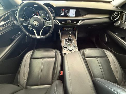 Used 2018 Alfa Romeo Stelvio Ti AWD/4WD image 21