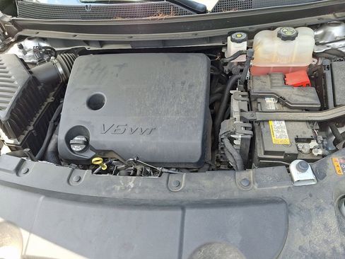 Used 2021 Chevrolet Traverse LT AWD/4WD image 27