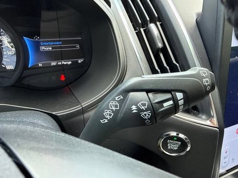 Used 2024 Ford Edge Titanium AWD/4WD image 19