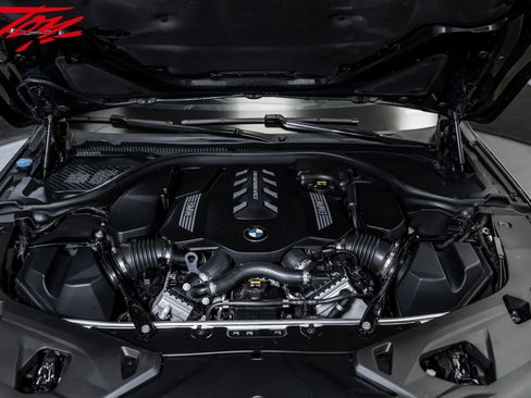 Used 2021 BMW M850i xDrive Coupe w/ Driving Assistance Package AWD/4WD image 43