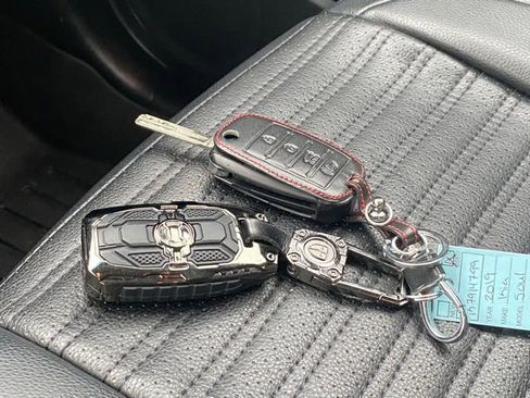Used 2019 Kia Soul + FWD image 30