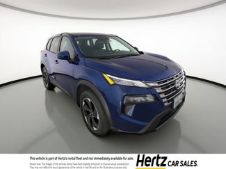 Used 2025 Nissan Rogue SV video 1
