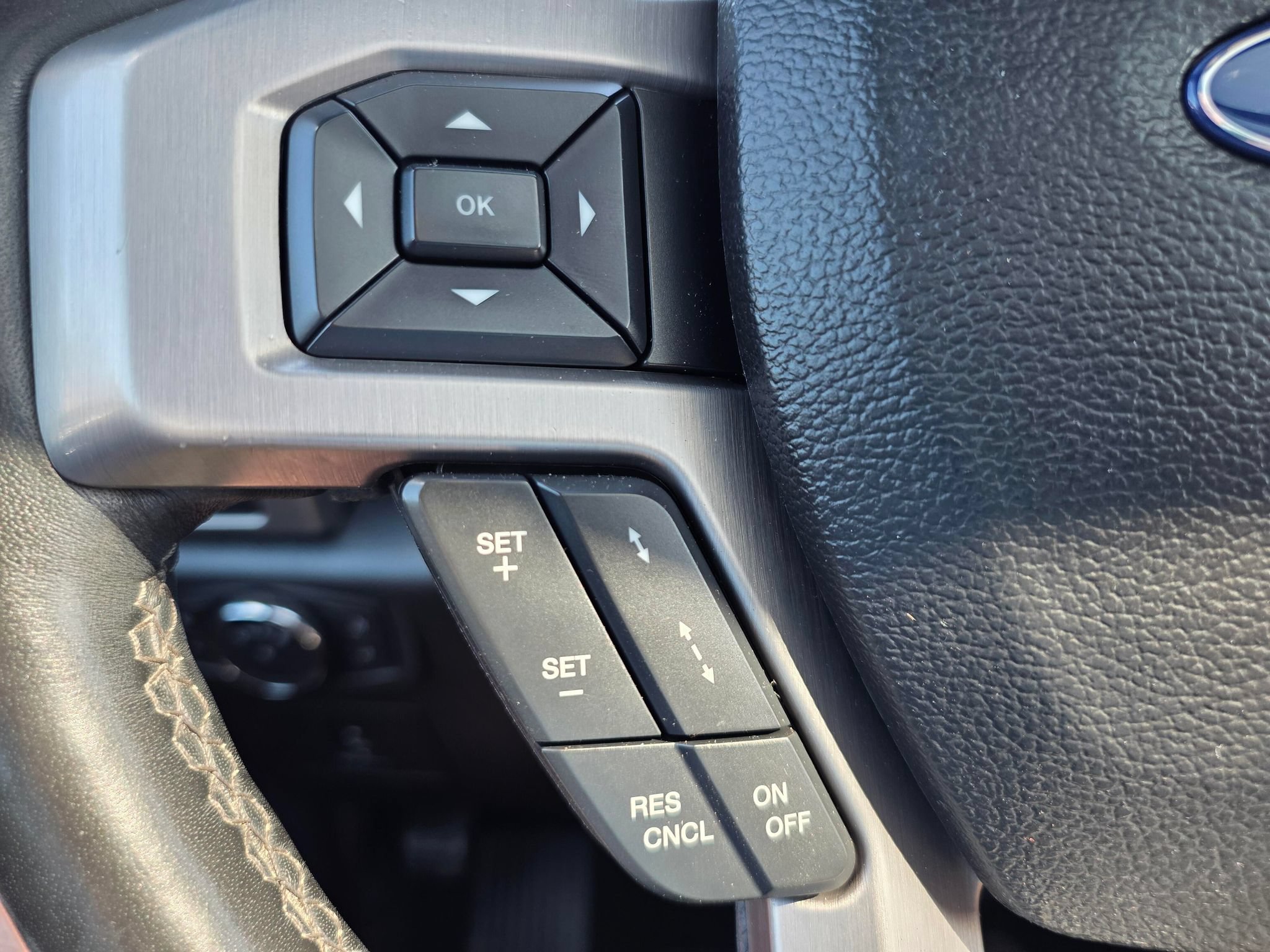 Used 2017 Ford F150 Platinum w/ Technology Package AWD/4WD image 21