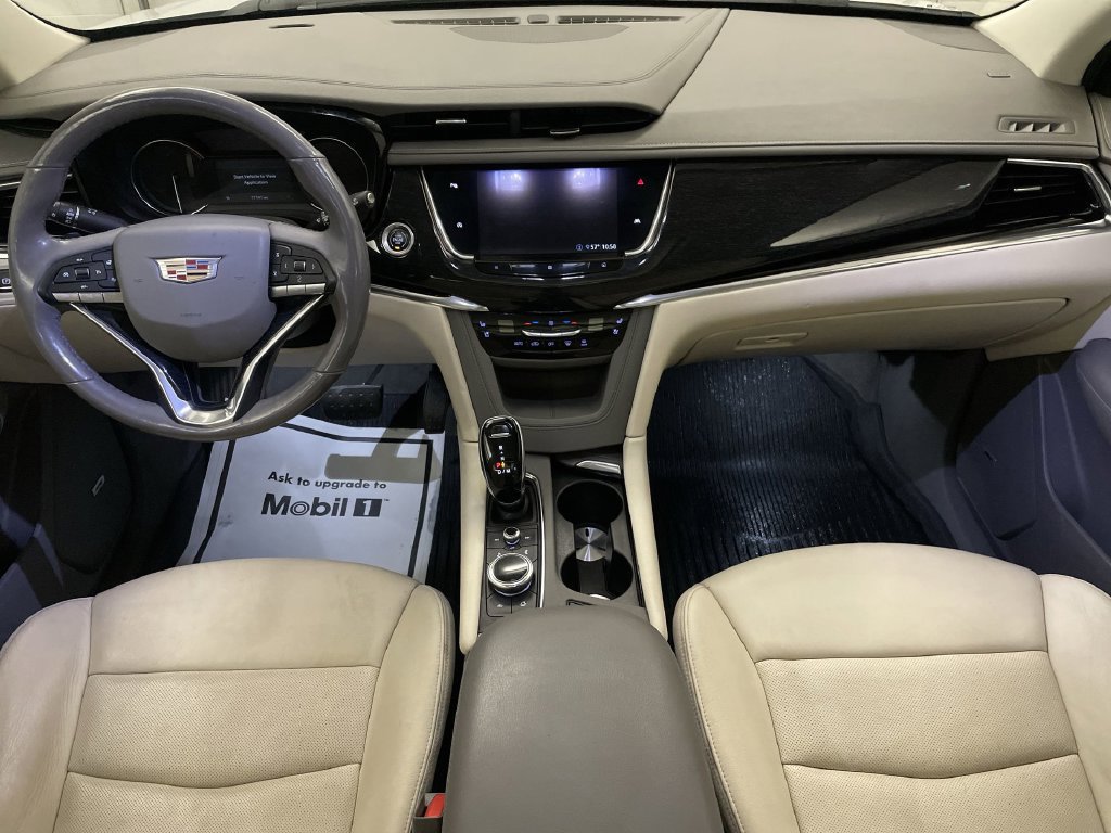 Used 2020 Cadillac XT6 Premium Luxury AWD/4WD image 14