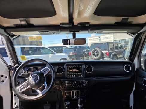 Certified 2020 Jeep Wrangler Unlimited Sahara AWD/4WD image 4