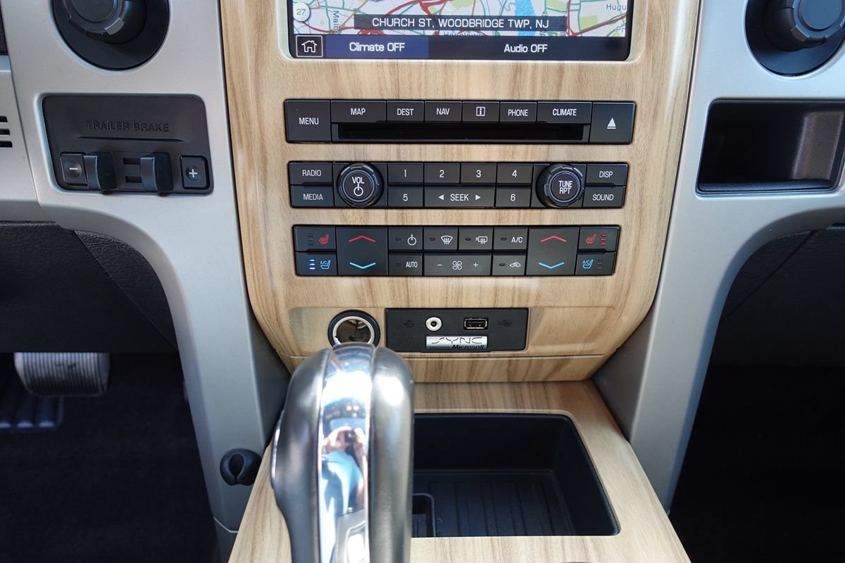 Used 2011 Ford F150 Lariat w/ Lariat Plus Pkg AWD/4WD image 51