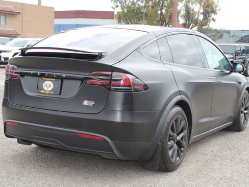 Used 2023 Tesla Model X Plaid AWD/4WD image 5