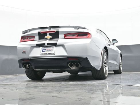 Used 2018 Chevrolet Camaro SS RWD image 42