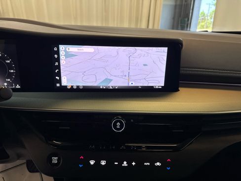 Certified 2025 Nissan Murano SL w/ Cargo Package AWD/4WD image 6