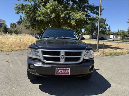 Used 2011 Dodge Dakota Big Horn AWD/4WD image 2