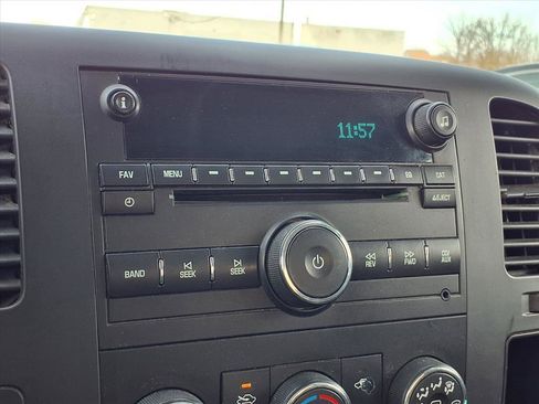 Used 2009 Chevrolet Silverado 1500 LT image 7