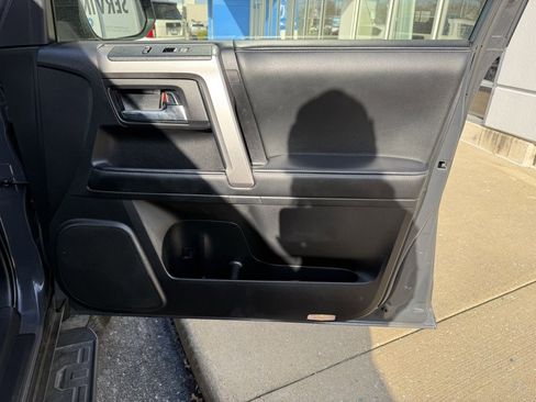 Used 2024 Toyota 4Runner SR5 Premium image 44