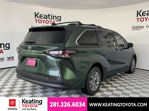 New 2026 Toyota Sienna XLE FWD image 14