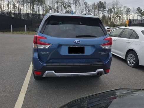 Used 2023 Subaru Forester Touring image 10