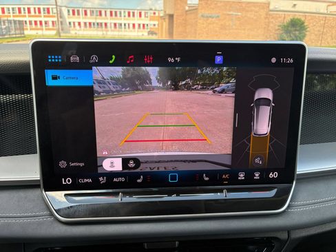 Used 2026 Volkswagen Tiguan SE FWD image 21