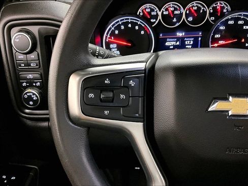 Used 2021 Chevrolet Silverado 1500 Custom w/ Safety Confidence Package AWD/4WD image 12