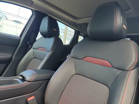 New 2026 Nissan Kicks SR w/ SR Premium Package AWD/4WD image 24
