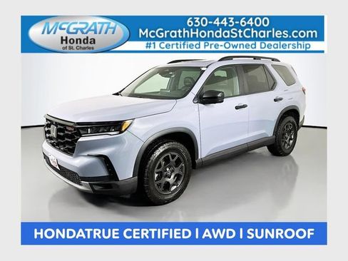 Certified 2023 Honda Pilot TrailSport image 1