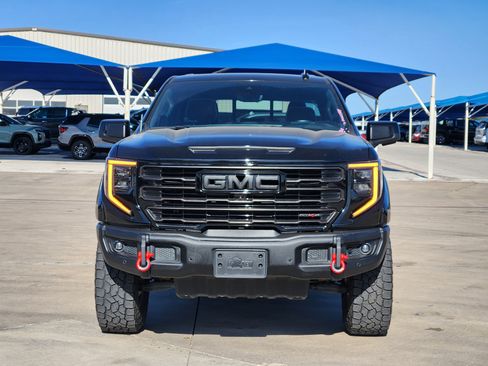 Used 2024 GMC Sierra 1500 AT4X image 32