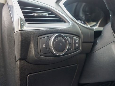 Used 2019 Ford Edge Titanium w/ Equipment Group 301A image 20