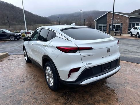 Used 2025 Buick Envista Preferred image 7