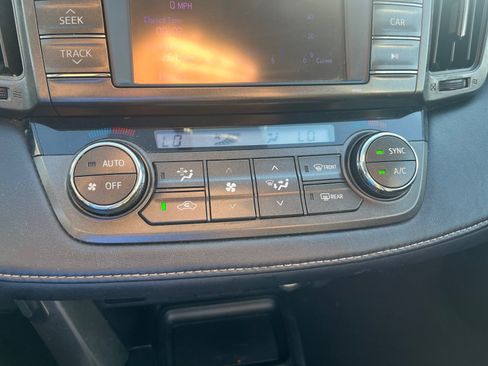 Used 2013 Toyota RAV4 XLE AWD/4WD image 24